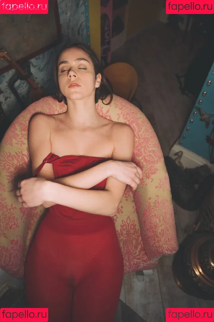 Elena Salvi / Nausicaa Yami / NausicaaYami / babel.ena / nausicaa_yami / nausicaa_yami_ Onlyfans Photo Gallery 