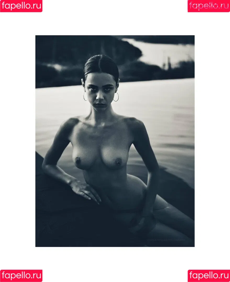 Elena Salvi / Nausicaa Yami / NausicaaYami / babel.ena / nausicaa_yami / nausicaa_yami_ Onlyfans Photo Gallery 