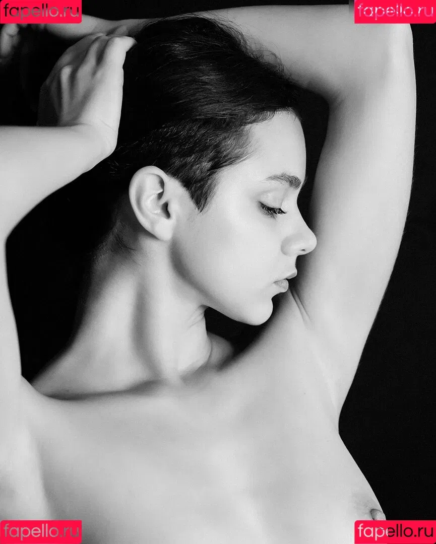 Elena Salvi / Nausicaa Yami / NausicaaYami / babel.ena / nausicaa_yami / nausicaa_yami_ Onlyfans Photo Gallery 