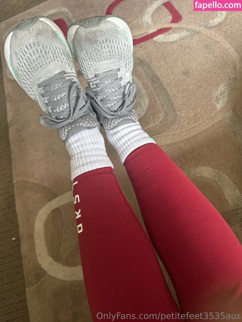 petitefeet3535aus Onlyfans Photo Gallery 