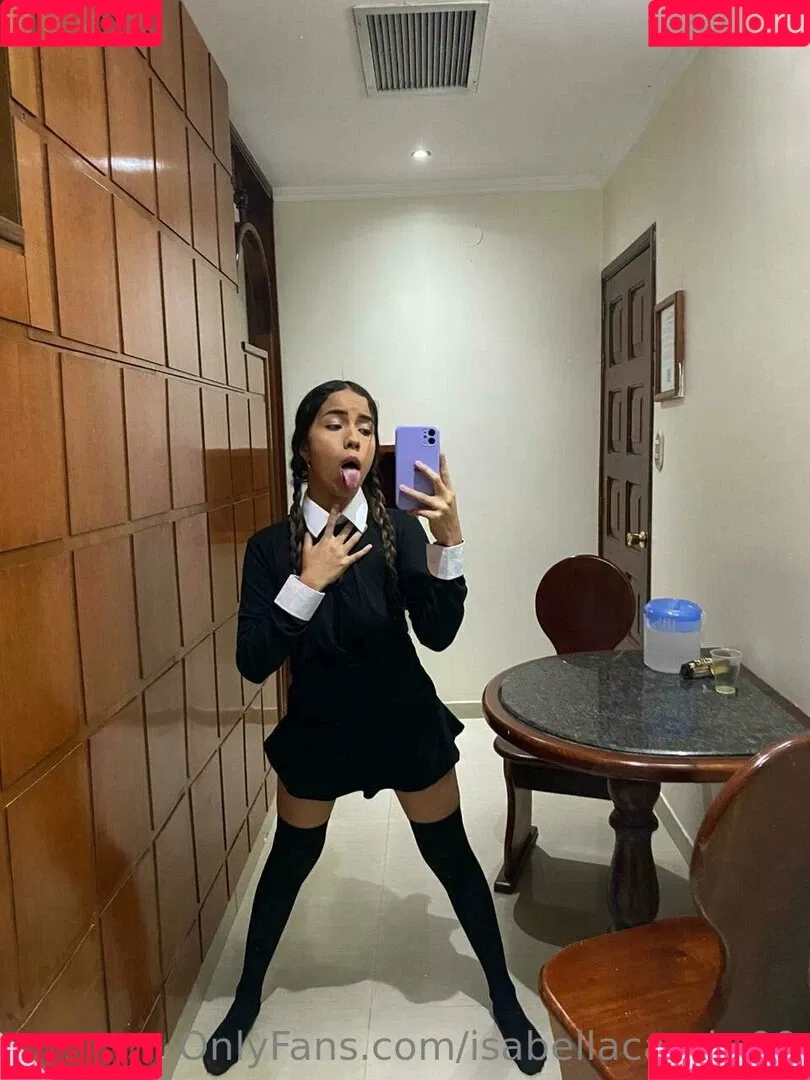 isabellacandy.09 / isabellaschocolatecafe Onlyfans Photo Gallery 
