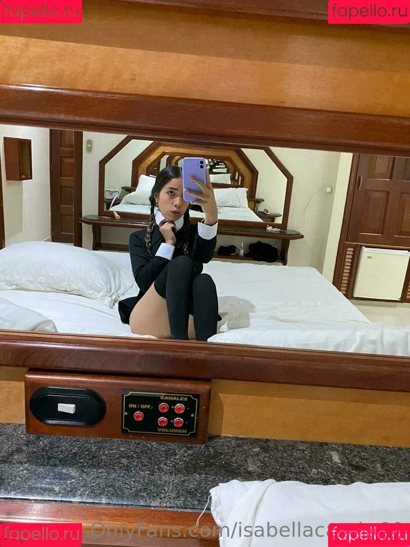 isabellacandy.09 / isabellaschocolatecafe Onlyfans Photo Gallery 