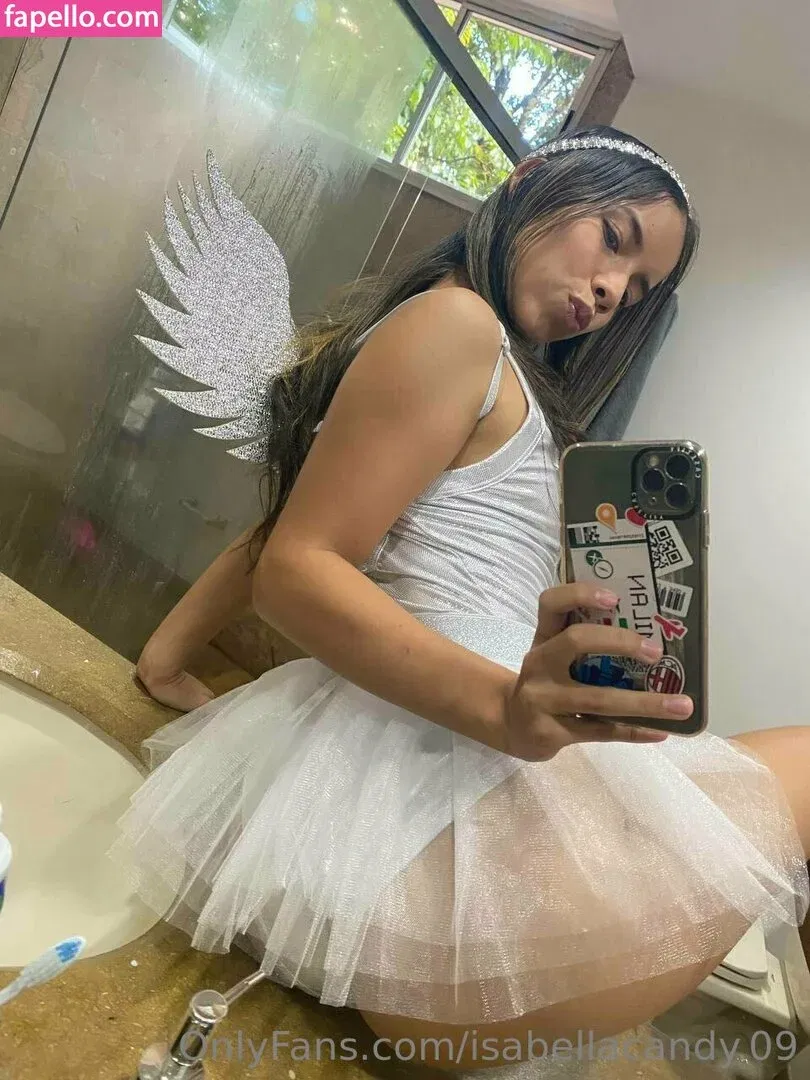 isabellacandy.09 / isabellaschocolatecafe Onlyfans Photo Gallery 