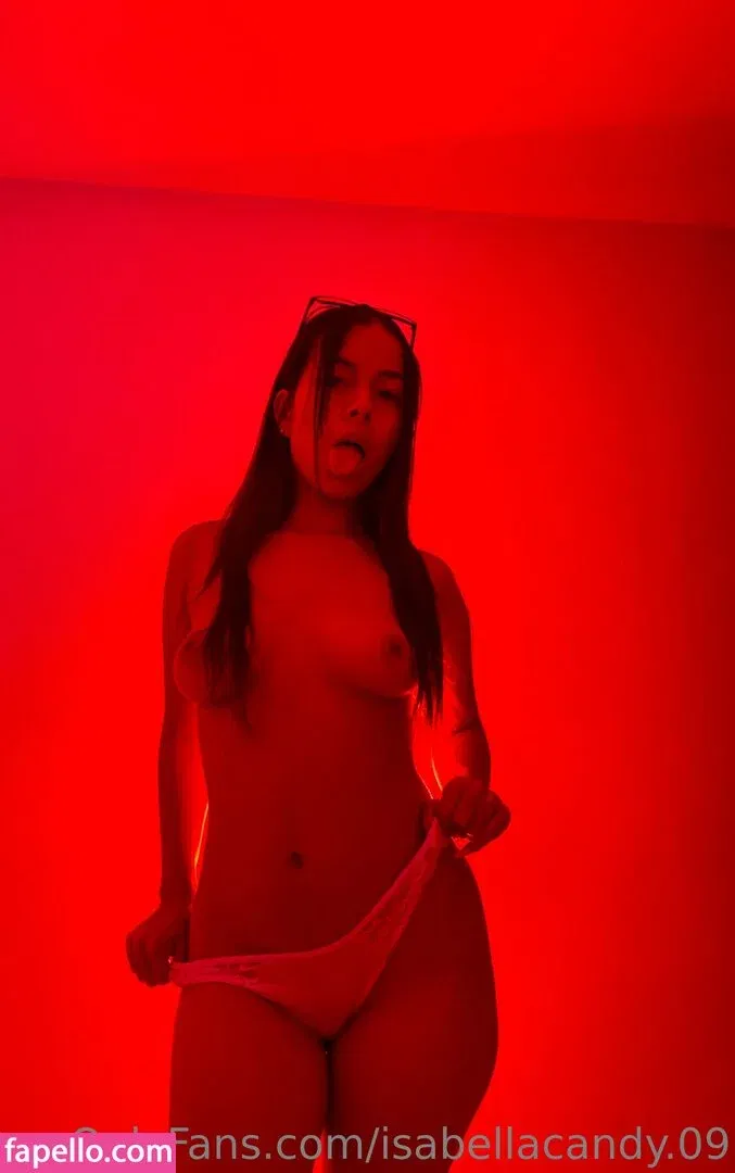 isabellacandy.09 / isabellaschocolatecafe Onlyfans Photo Gallery 