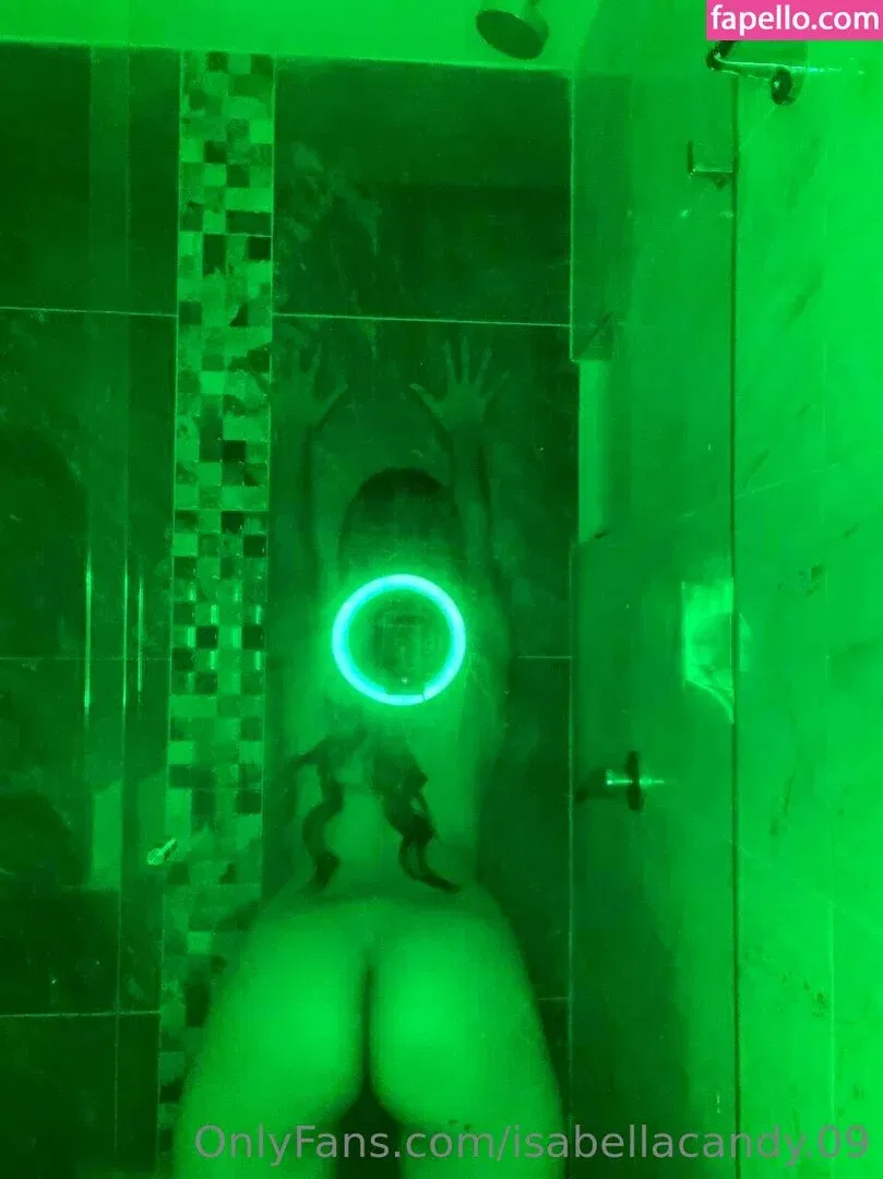 isabellacandy.09 / isabellaschocolatecafe Onlyfans Photo Gallery 