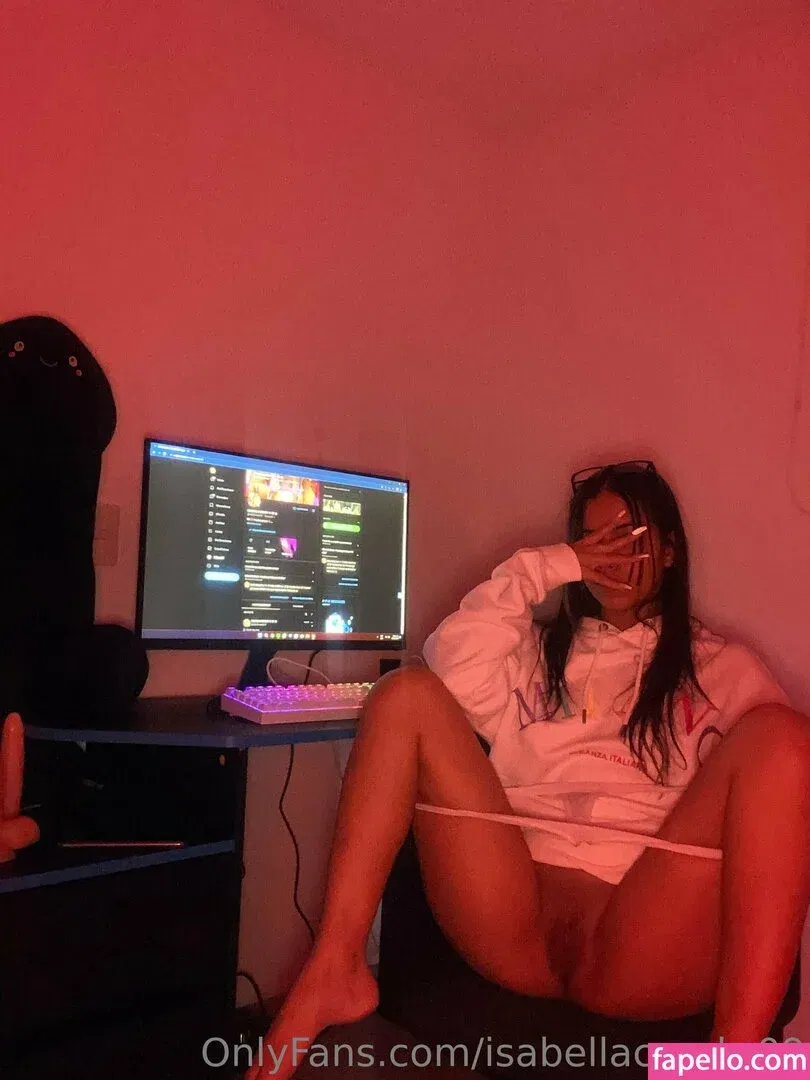 isabellacandy.09 / isabellaschocolatecafe Onlyfans Photo Gallery 