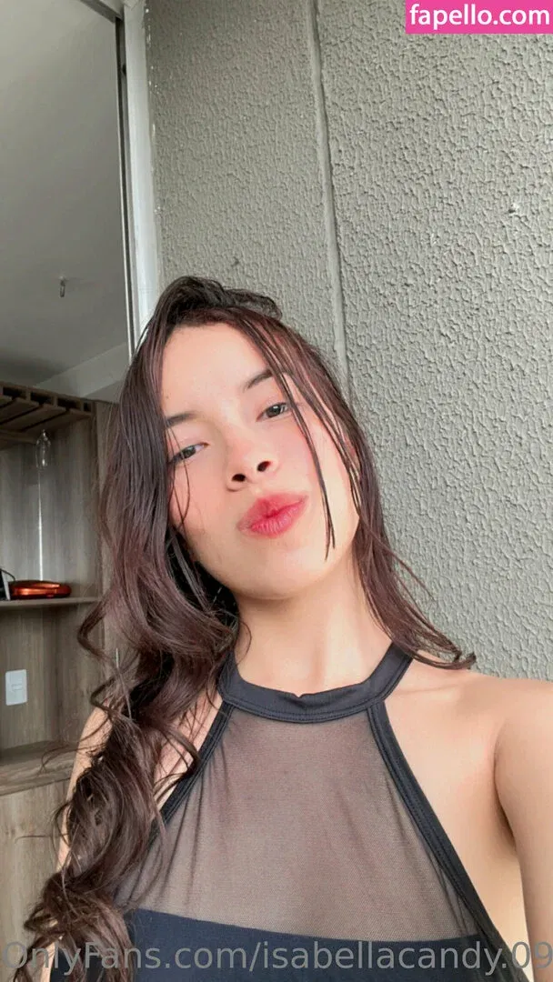 isabellacandy.09 / isabellaschocolatecafe Onlyfans Photo Gallery 