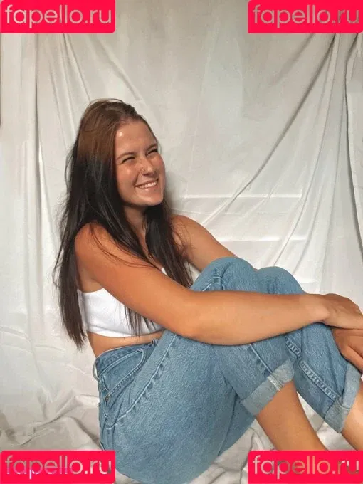 Madisun Sullivan / https: / madisunsky3 / madisunsullivan Onlyfans Photo Gallery 