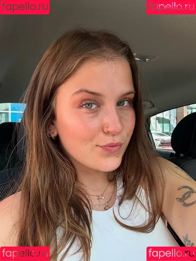 Madisun Sullivan / https: / madisunsky3 / madisunsullivan Onlyfans Photo Gallery 