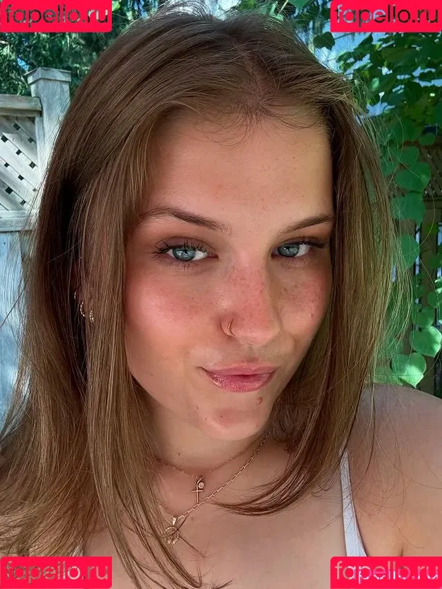 Madisun Sullivan / https: / madisunsky3 / madisunsullivan Onlyfans Photo Gallery 
