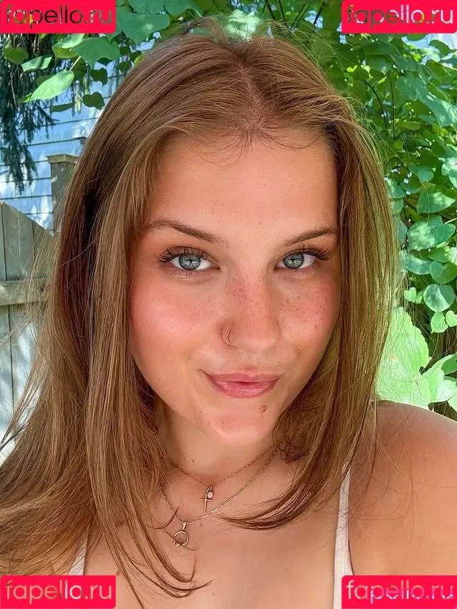 Madisun Sullivan / https: / madisunsky3 / madisunsullivan Onlyfans Photo Gallery 