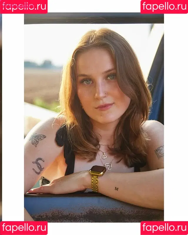 Madisun Sullivan / https: / madisunsky3 / madisunsullivan Onlyfans Photo Gallery 