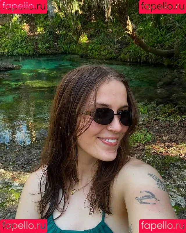 Madisun Sullivan / https: / madisunsky3 / madisunsullivan Onlyfans Photo Gallery 