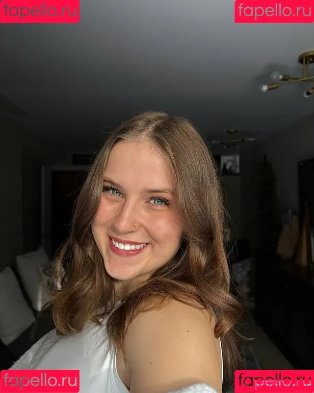Madisun Sullivan / https: / madisunsky3 / madisunsullivan Onlyfans Photo Gallery 