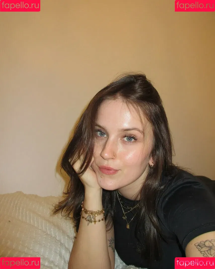 Madisun Sullivan / https: / madisunsky3 / madisunsullivan Onlyfans Photo Gallery 