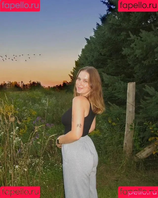 Madisun Sullivan / https: / madisunsky3 / madisunsullivan Onlyfans Photo Gallery 