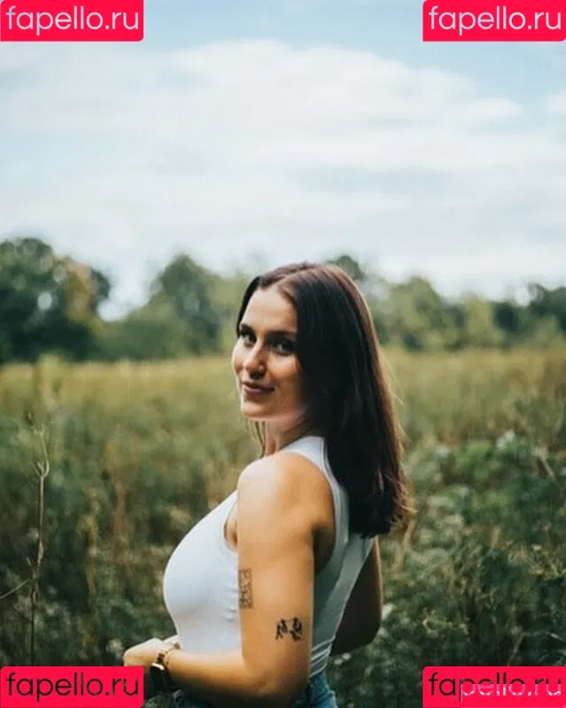 Madisun Sullivan / https: / madisunsky3 / madisunsullivan Onlyfans Photo Gallery 