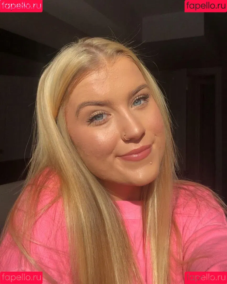 Madisun Sullivan / https: / madisunsky3 / madisunsullivan Onlyfans Photo Gallery 