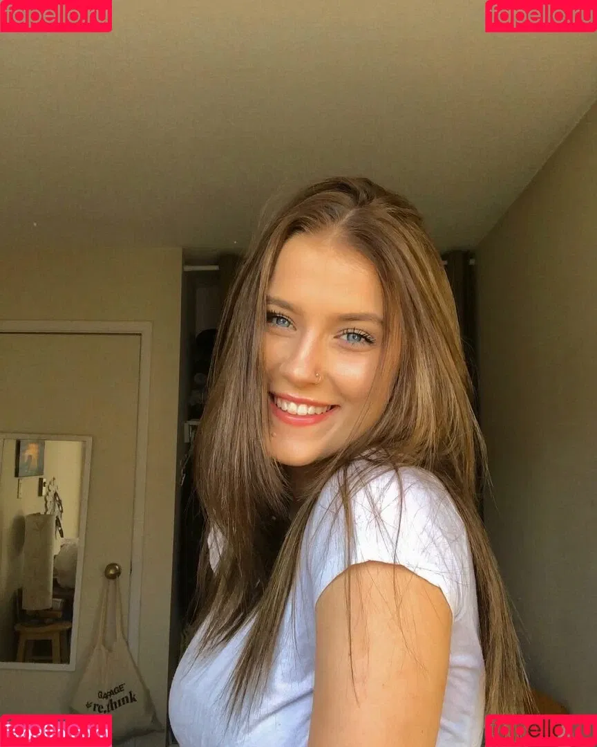 Madisun Sullivan / https: / madisunsky3 / madisunsullivan Onlyfans Photo Gallery 