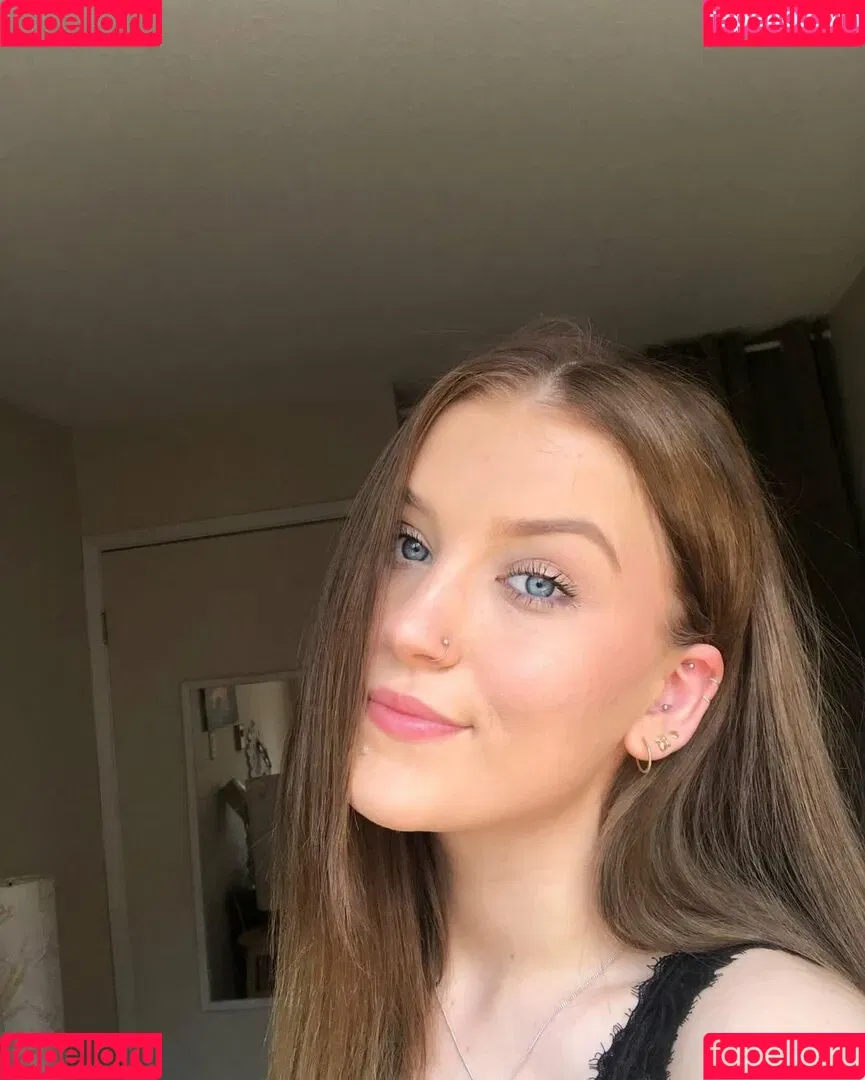 Madisun Sullivan / https: / madisunsky3 / madisunsullivan Onlyfans Photo Gallery 