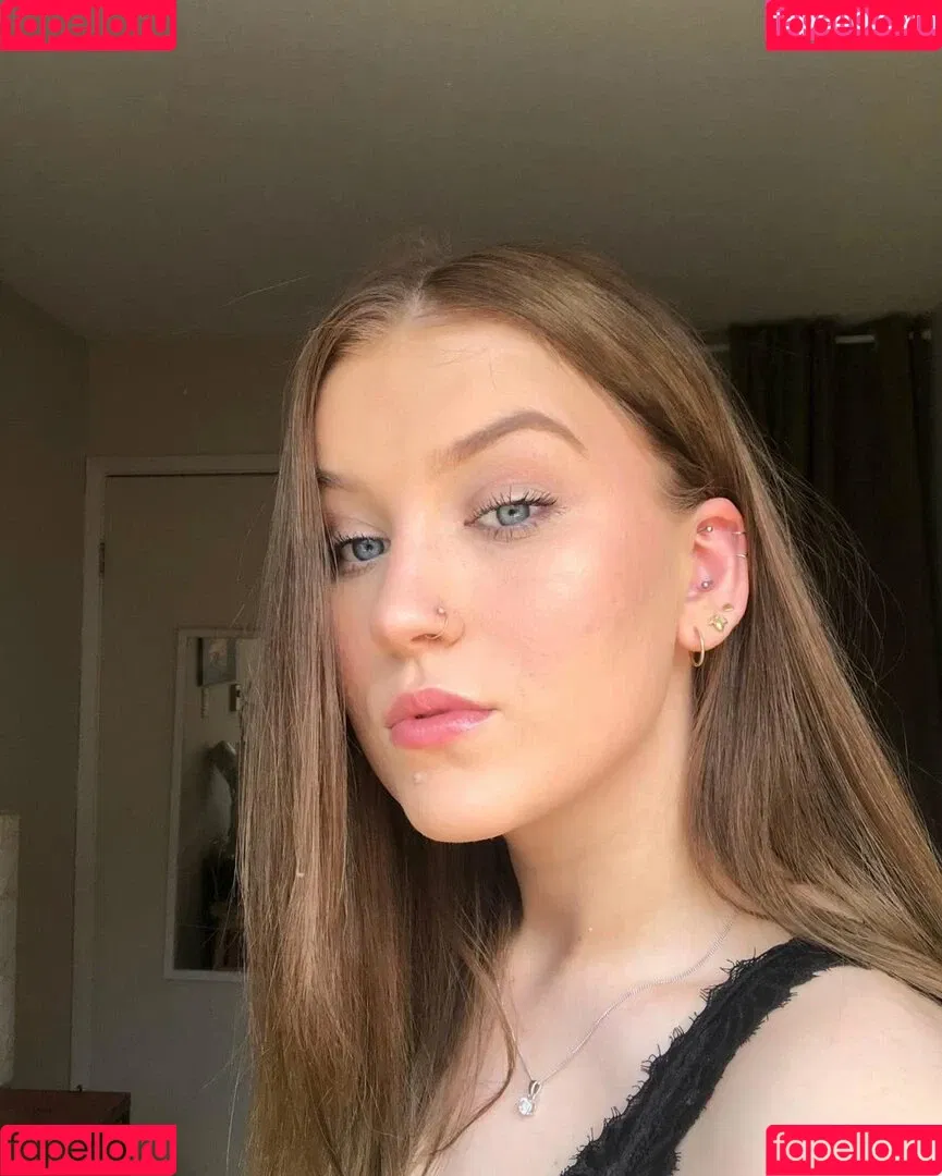 Madisun Sullivan / https: / madisunsky3 / madisunsullivan Onlyfans Photo Gallery 