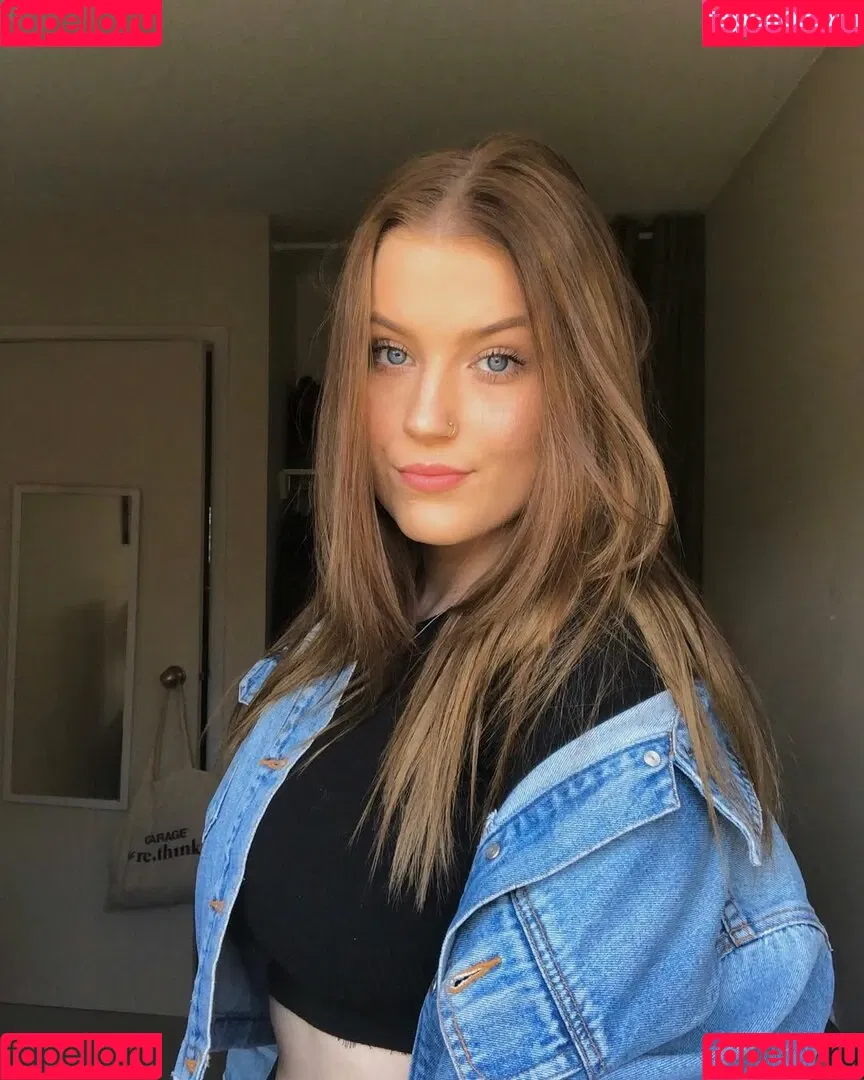 Madisun Sullivan / https: / madisunsky3 / madisunsullivan Onlyfans Photo Gallery 