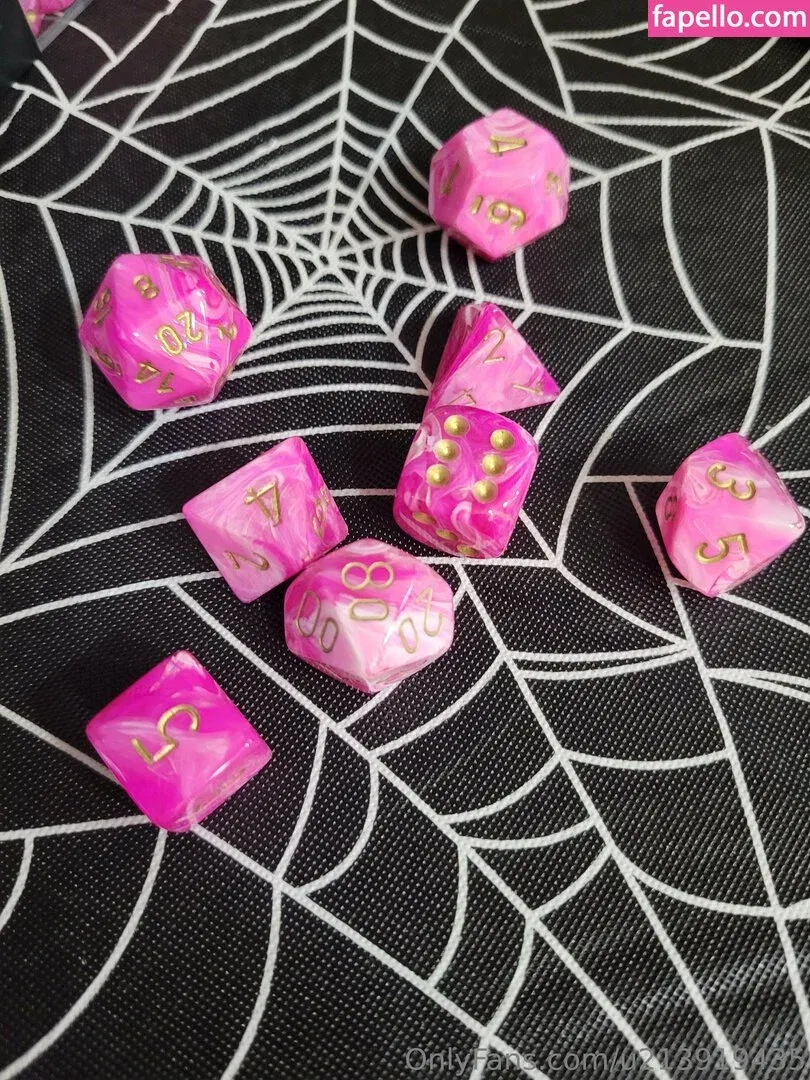 u213919435 / whyruivo Onlyfans Photo Gallery 