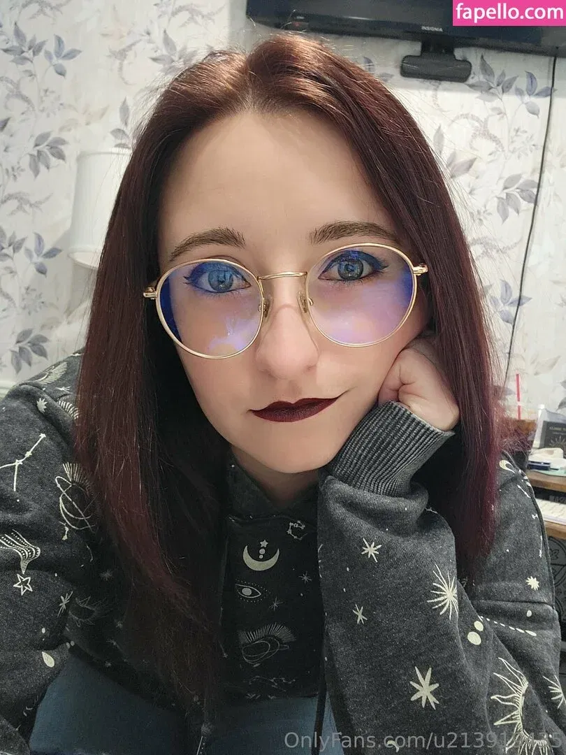 u213919435 / whyruivo Onlyfans Photo Gallery 