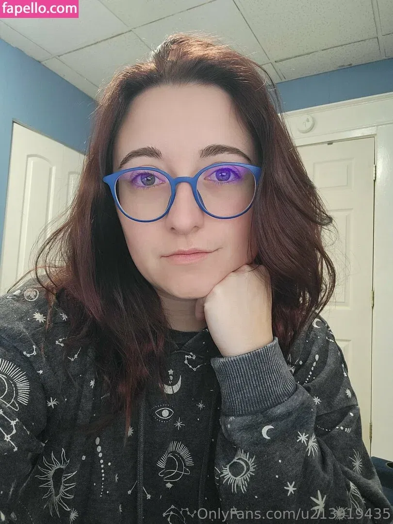 u213919435 / whyruivo Onlyfans Photo Gallery 