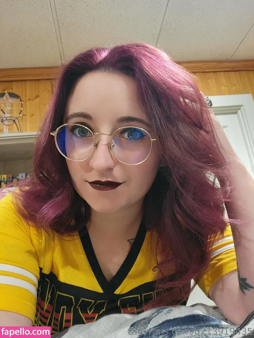 u213919435 / whyruivo Onlyfans Photo Gallery 