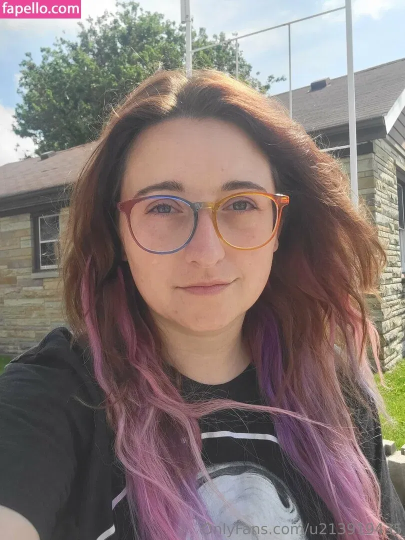 u213919435 / whyruivo Onlyfans Photo Gallery 