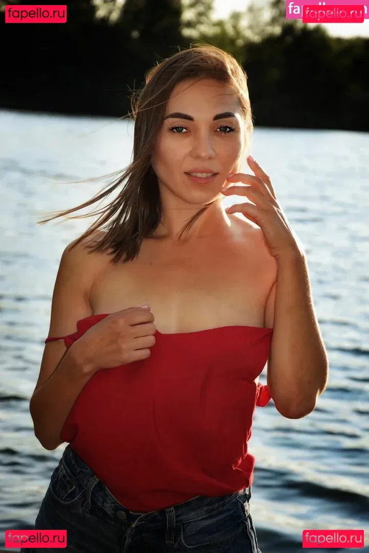 iryna.sun_ / irynasun Onlyfans Photo Gallery 