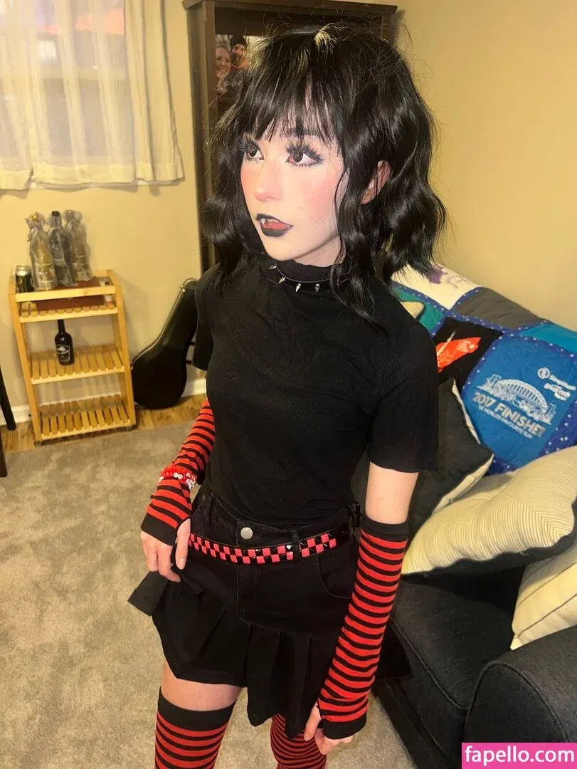 Sammynoodlesoup / thegoldengoddes / user Onlyfans Photo Gallery 