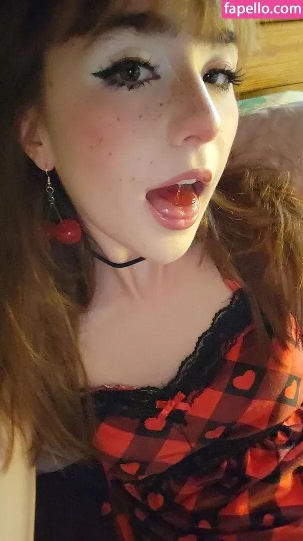 Sammynoodlesoup / thegoldengoddes / user Onlyfans Photo Gallery 