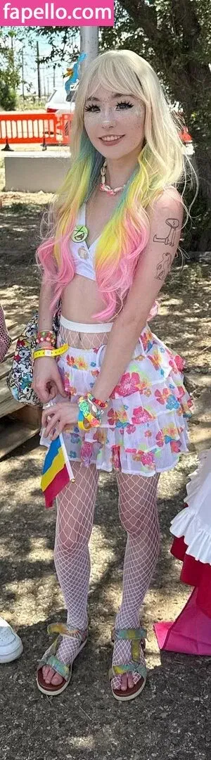 Sammynoodlesoup / thegoldengoddes / user Onlyfans Photo Gallery 