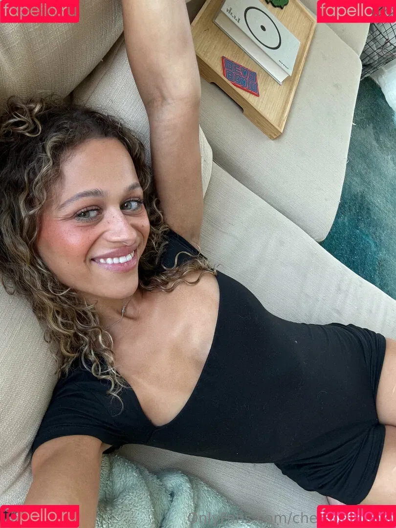 bustakaplan / chelseakaplan Onlyfans Photo Gallery 