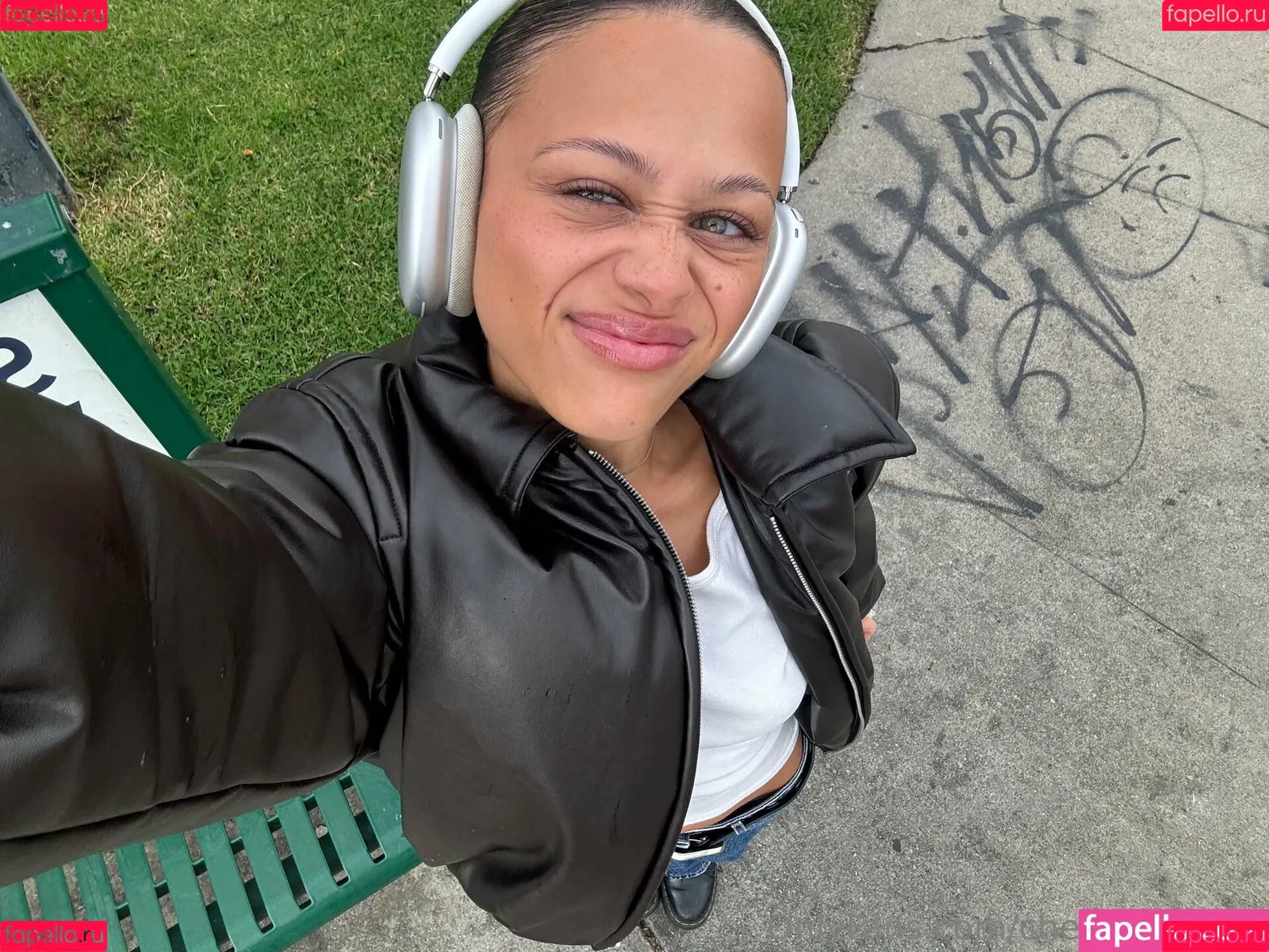 bustakaplan / chelseakaplan Onlyfans Photo Gallery 