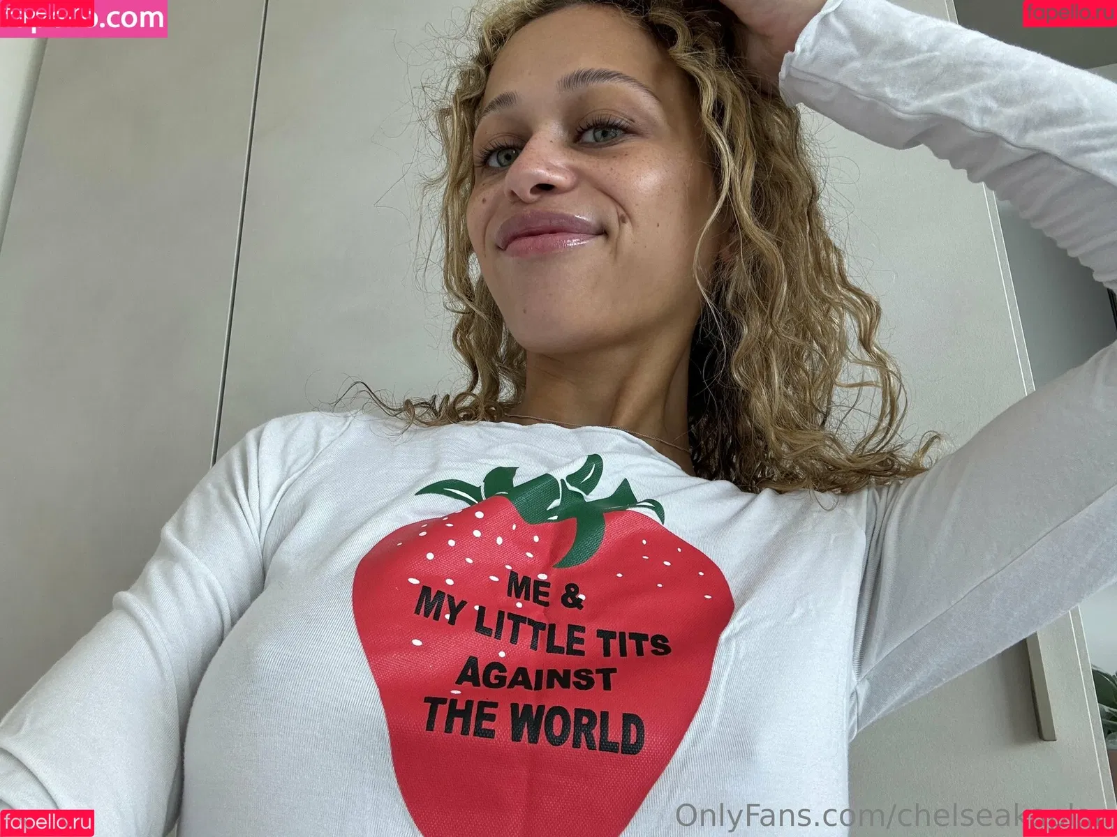 bustakaplan / chelseakaplan Onlyfans Photo Gallery 