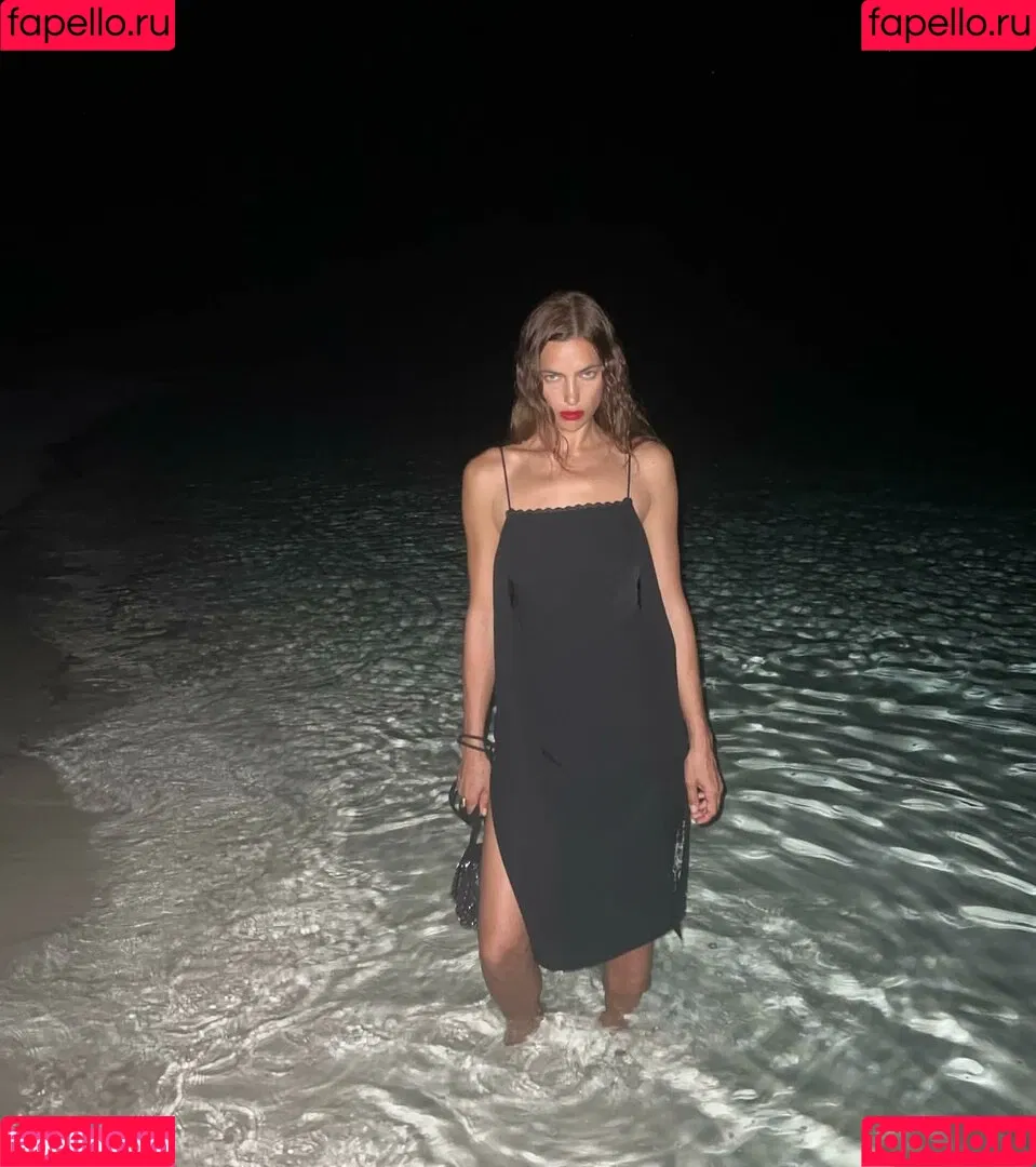 Irina Shayk / irinashayk / theirishayk Onlyfans Photo Gallery 