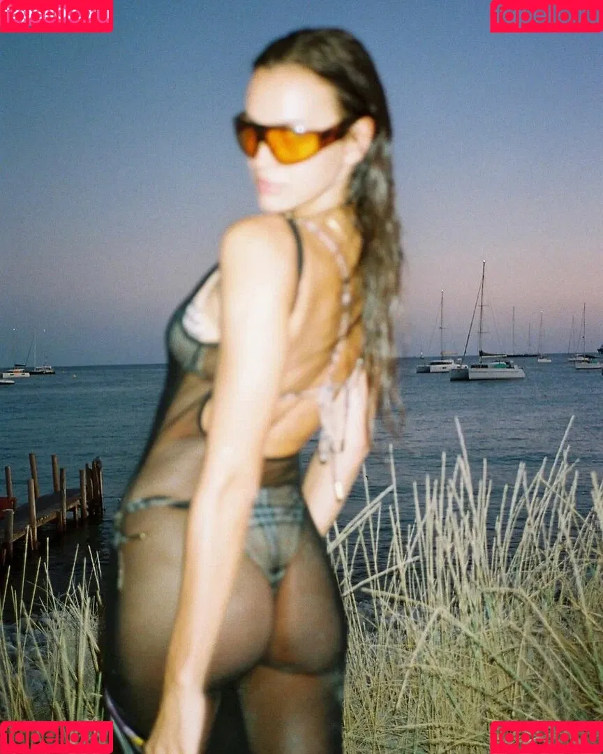 Irina Shayk / irinashayk / theirishayk Onlyfans Photo Gallery 