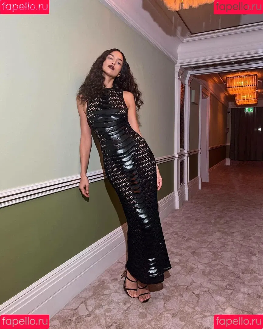 Irina Shayk / irinashayk / theirishayk Onlyfans Photo Gallery 