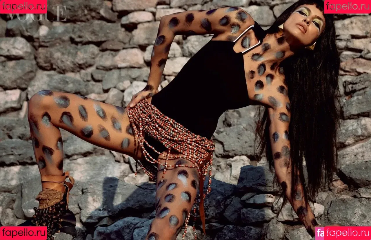 Irina Shayk / irinashayk / theirishayk Onlyfans Photo Gallery 