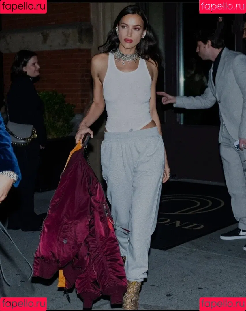 Irina Shayk / irinashayk / theirishayk Onlyfans Photo Gallery 