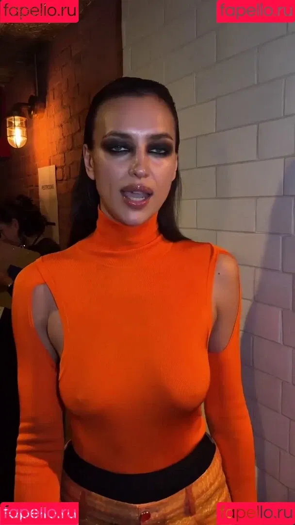 Irina Shayk / irinashayk / theirishayk Onlyfans Photo Gallery 