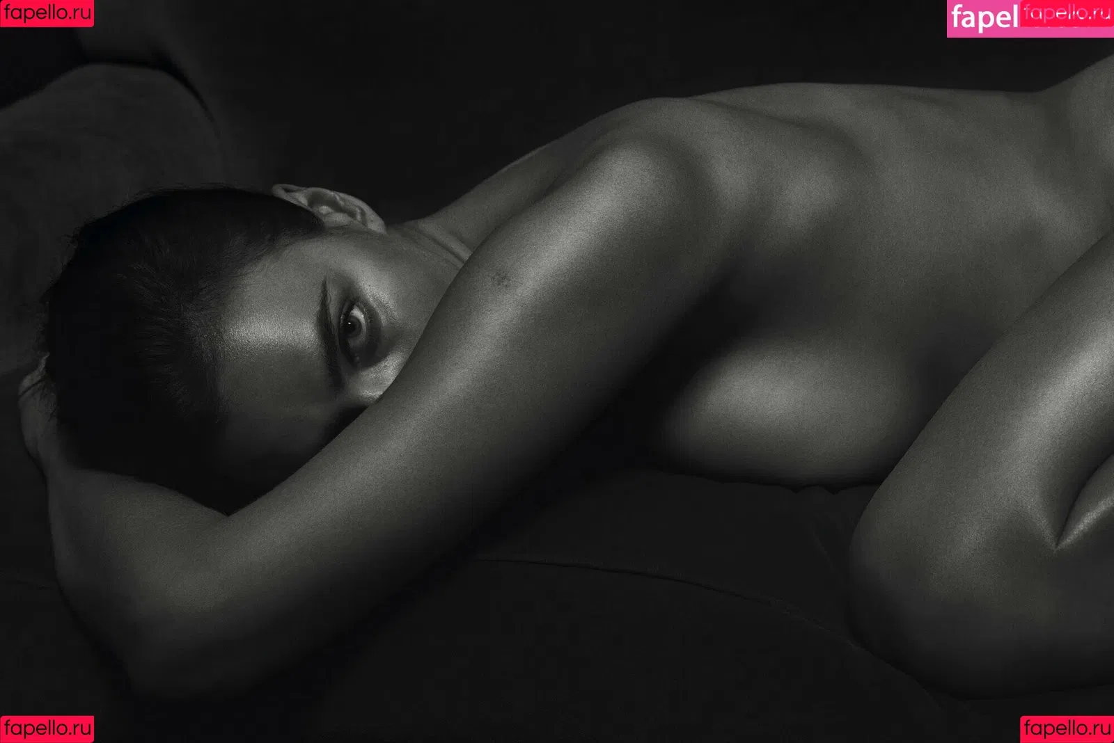 Irina Shayk / irinashayk / theirishayk Onlyfans Photo Gallery 