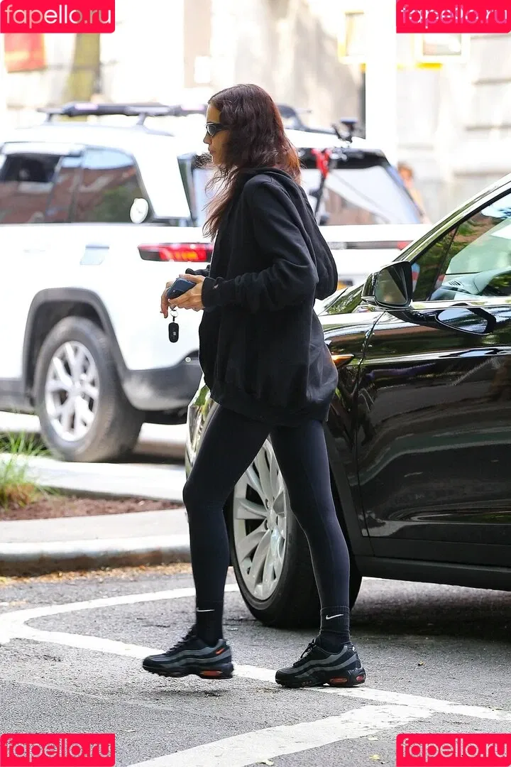 Irina Shayk / irinashayk / theirishayk Onlyfans Photo Gallery 