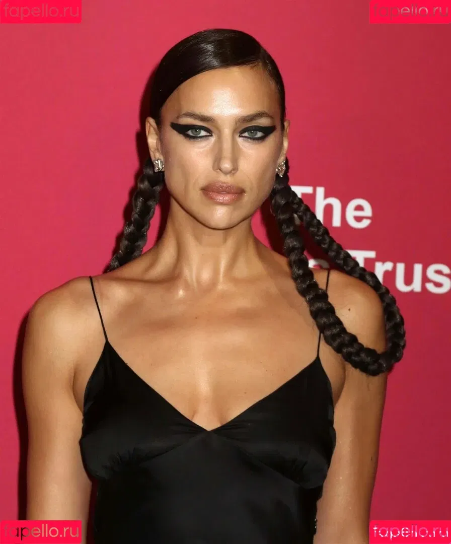 Irina Shayk / irinashayk / theirishayk Onlyfans Photo Gallery 