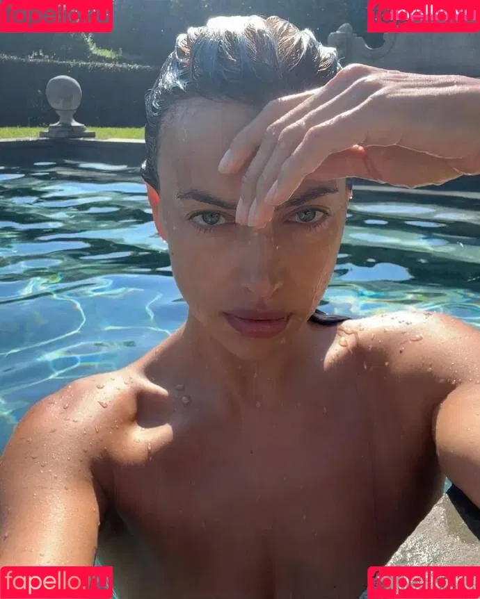 Irina Shayk / irinashayk / theirishayk Onlyfans Photo Gallery 