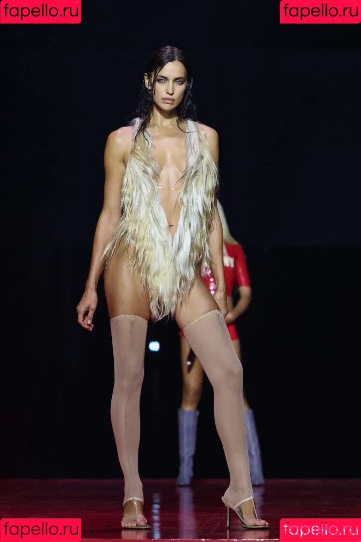 Irina Shayk / irinashayk / theirishayk Onlyfans Photo Gallery 