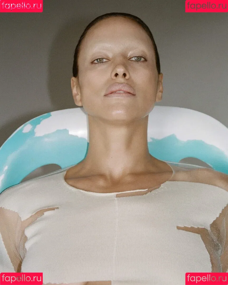 Irina Shayk / irinashayk / theirishayk Onlyfans Photo Gallery 